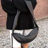 Banana bag XS grained black - Ferent Bags