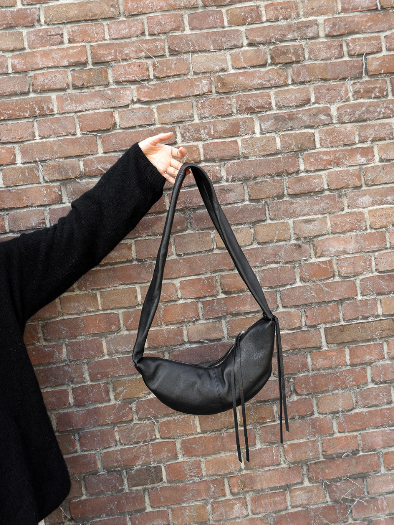 Banana bag XS grained black - Ferent Bags