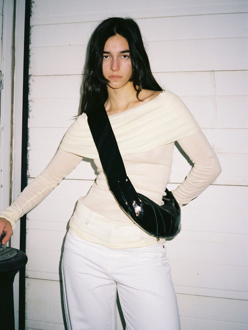 Banana bag XS crushed patent black - Ferent Bags