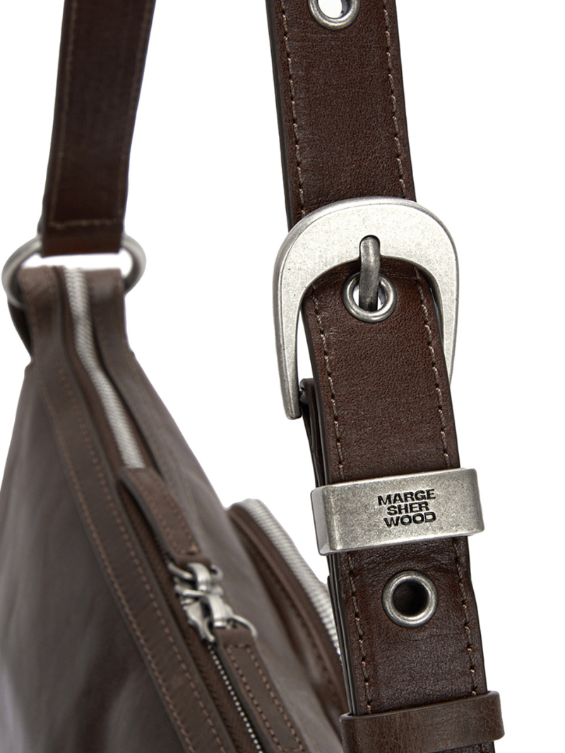 Outpocket Hobo washed brown pull-up - Ferent Bags