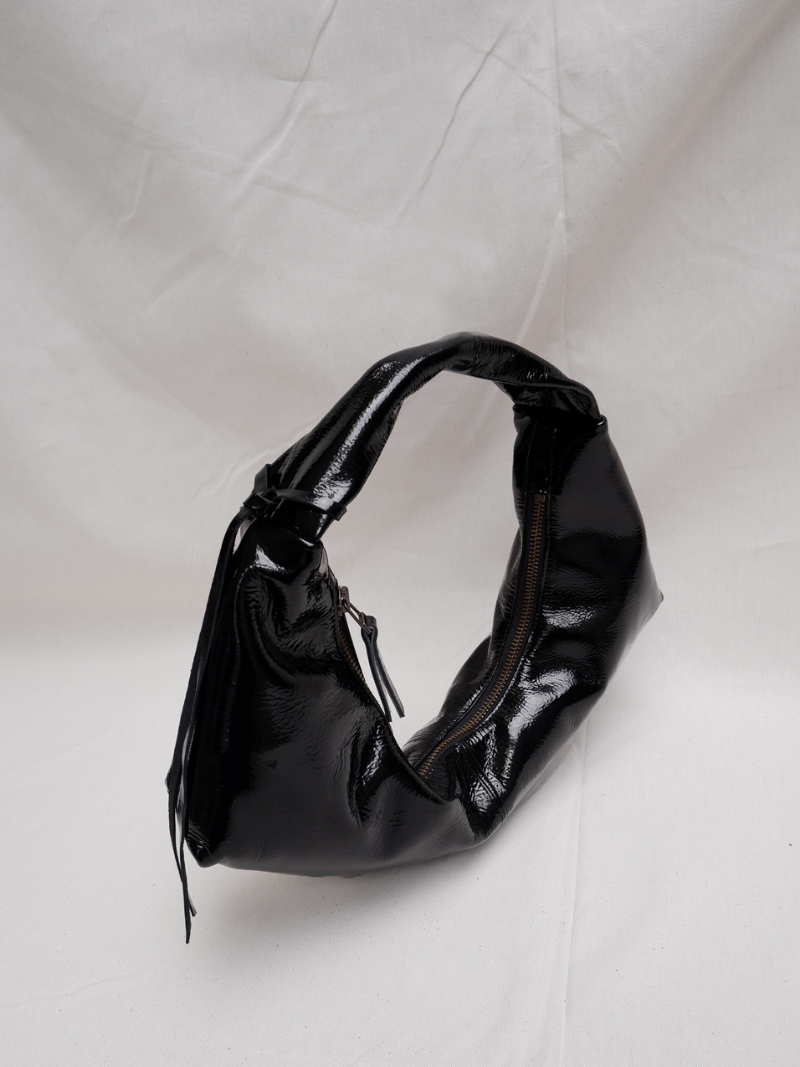 Slouchy Shoulder Bag crushed patent black - Ferent Bags
