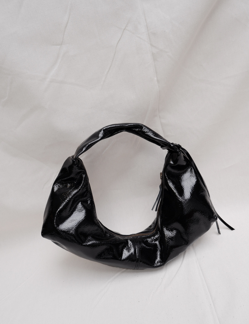 Slouchy Shoulder Bag crushed patent black - Ferent Bags