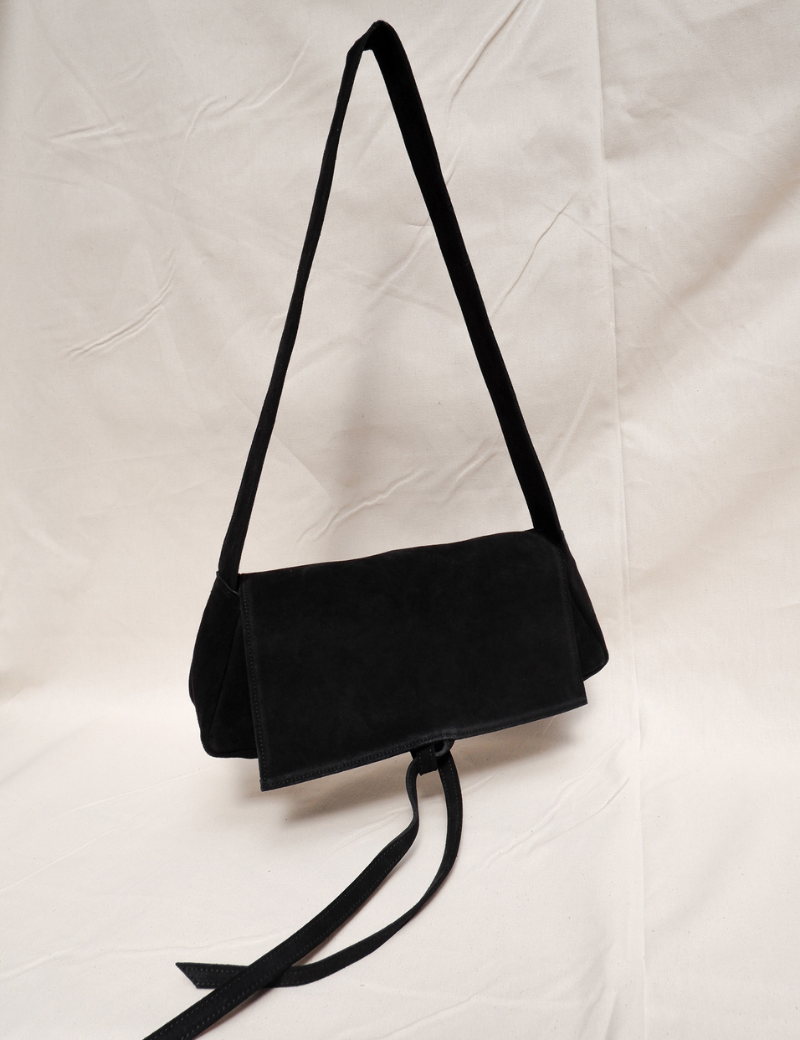 Triangle Messenger Bag black - Ferent Bags