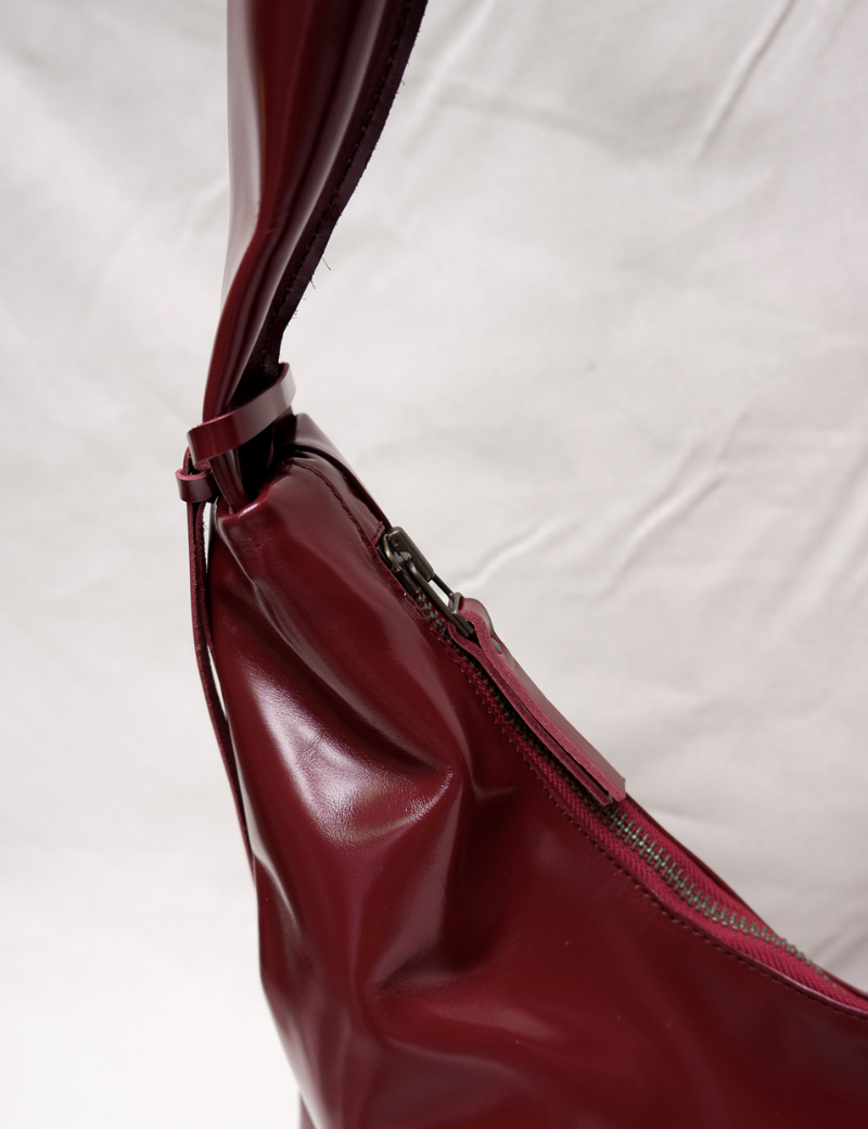 XL Crossbody Bag glossy maroon - Ferent Bags