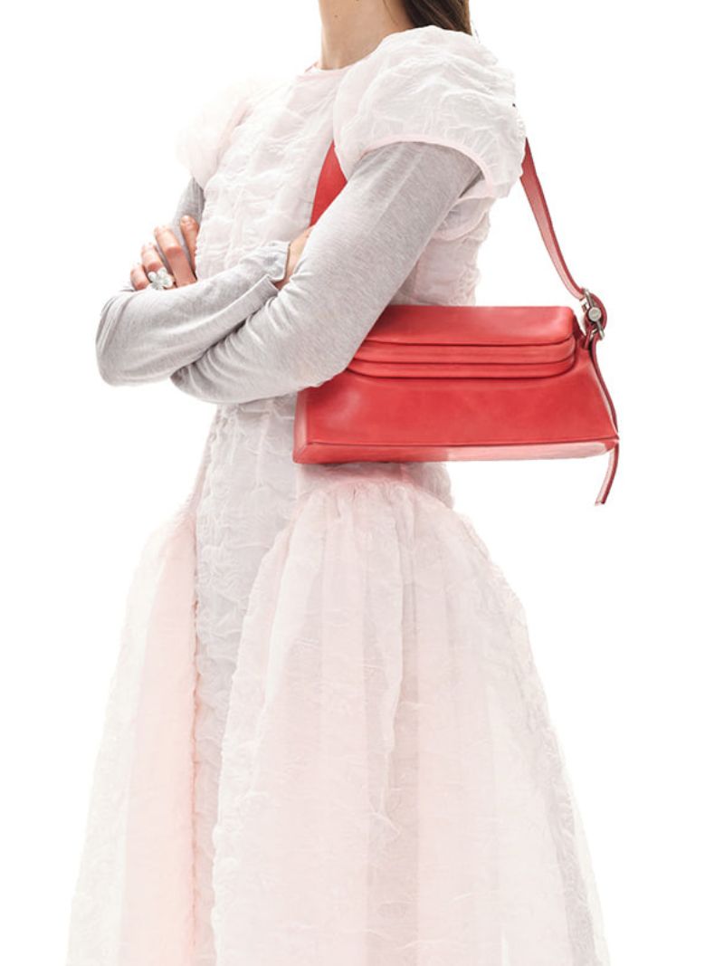 Combinar zapatos y bolso en bodas, cómo hacerlo para acertar como invitada