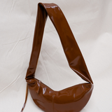 Banana bag XS glossy brown - Ferent Bags 