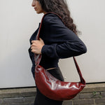 Banana bag XS glossy maroon - Ferent Bags 