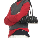 Boat Wide mini black stud