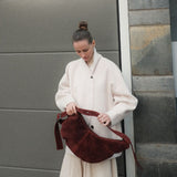 Buckle Banana XL wine suede