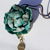 Charm de piel flor Mudan azul