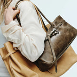 Grandma Used shoulder washed brown pull-up