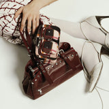 Hazel Studs Mountain bordeaux