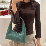 Hobo shoulder hunter green crinkle
