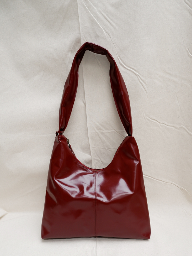 M Crossbody Bag glossy maroon - Ferent Bags 