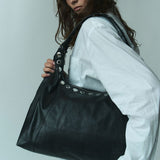 Maxi Dandy Studs Mountain Black
