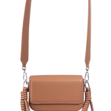Pantone mocha mousse