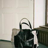 Robin Totebag black