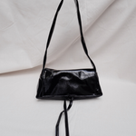 Triangle Messenger Bag crushed patent black - Ferent Bags 