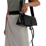 Triangle Messenger Bag crushed patent black